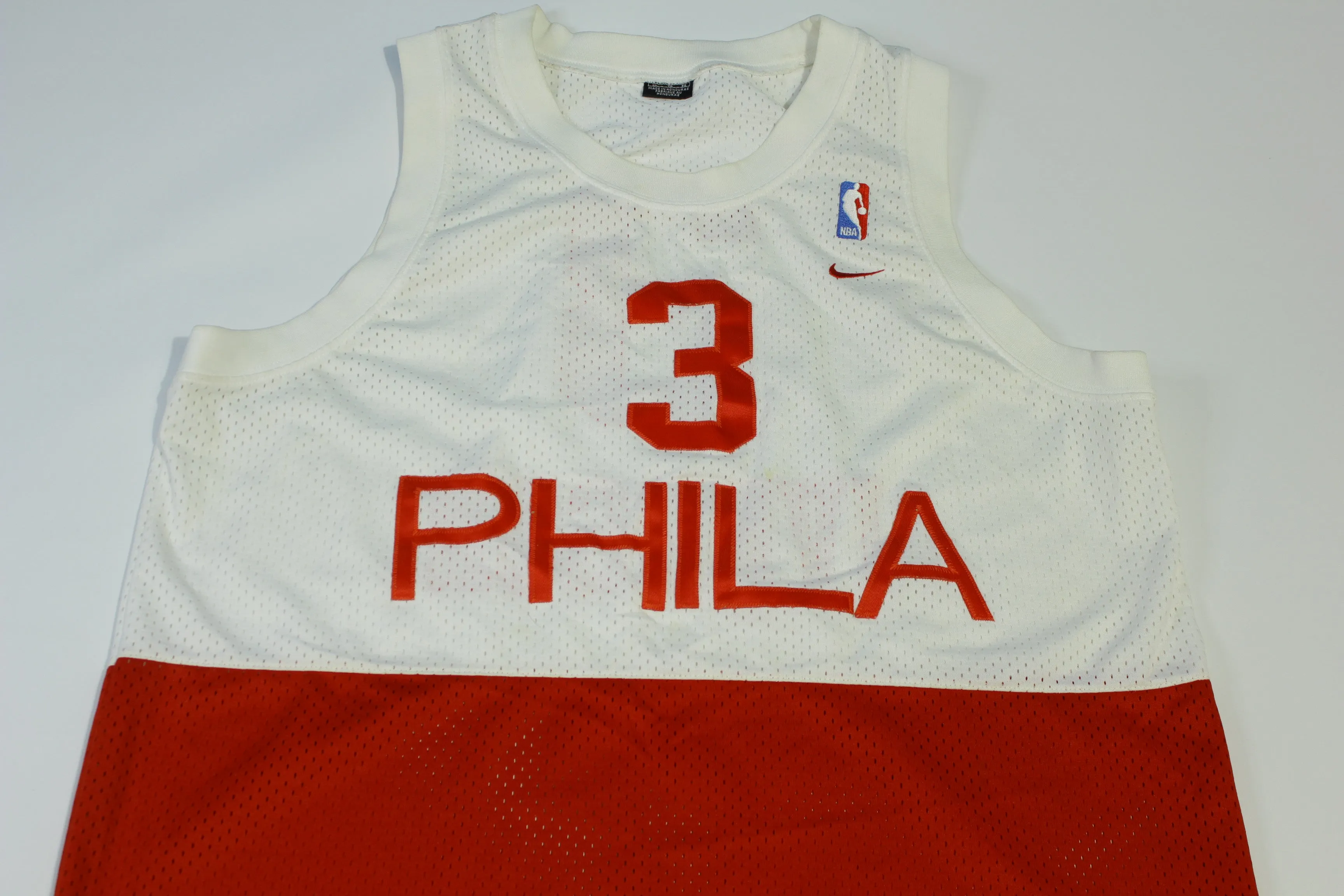 Allen Iverson Vintage Y2K Nike Team #3 White Red Mesh Sewn Stitched NBA Jersey