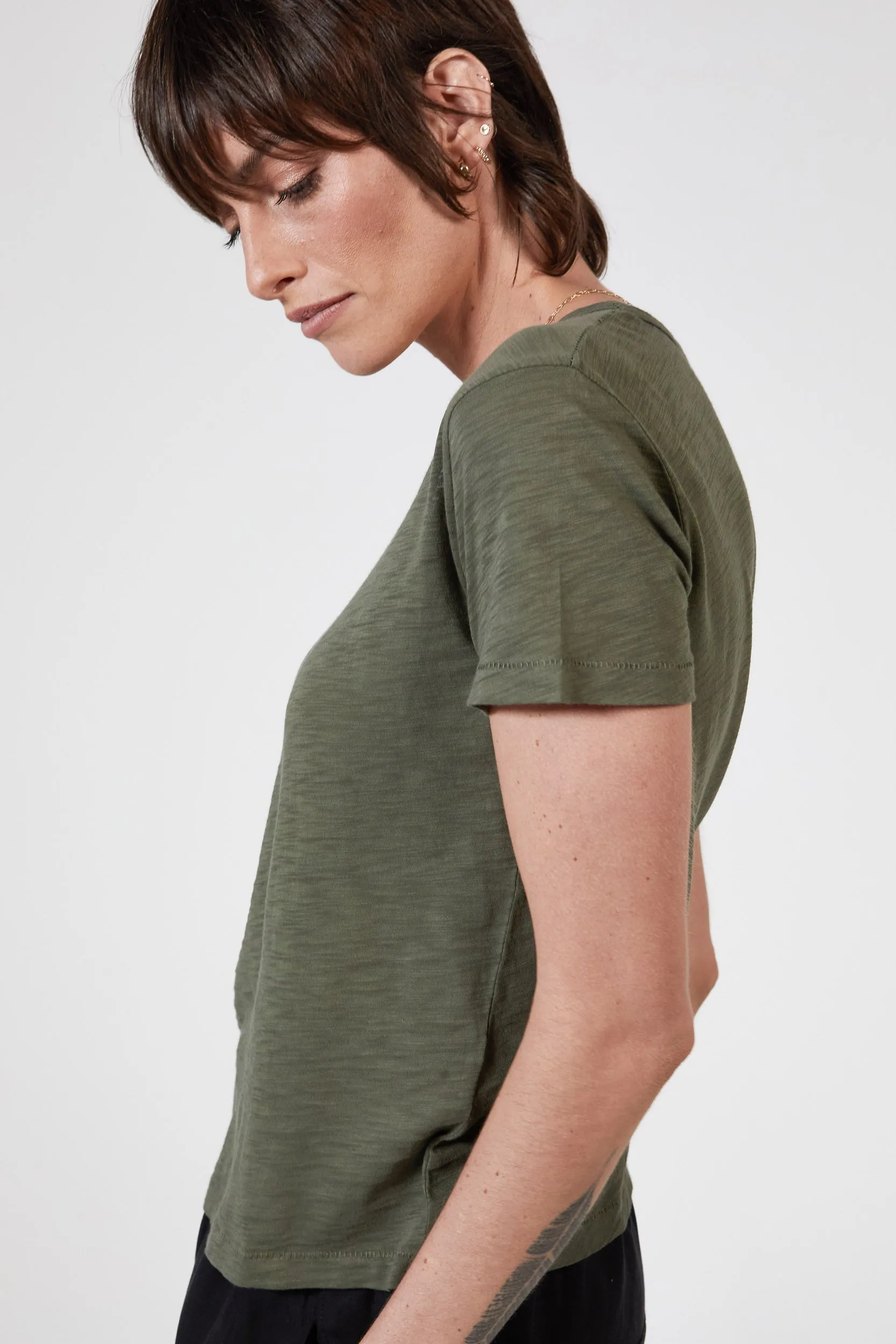 BLAKE SLUB V-NECK - KHAKI