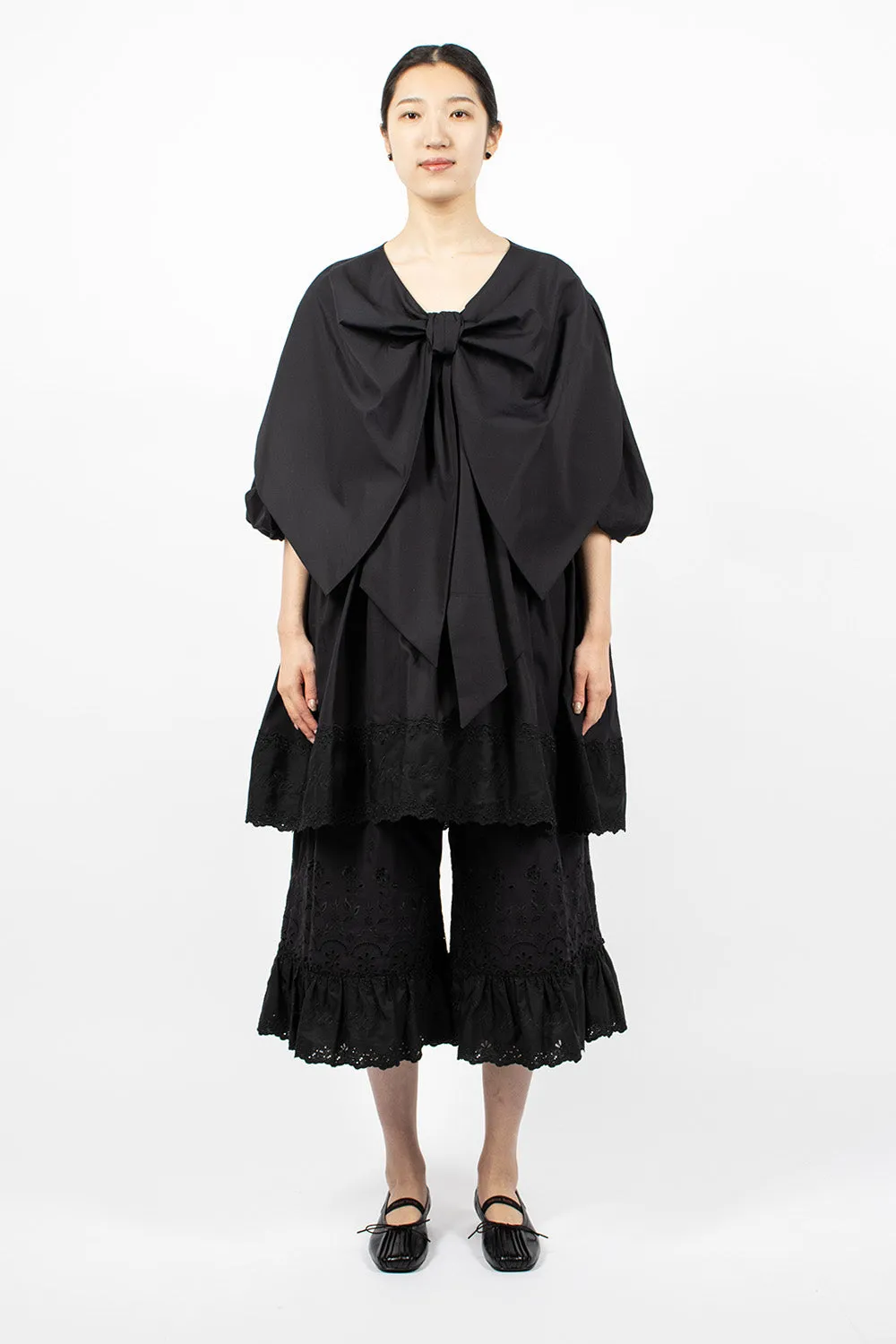 Elegant Black Front Bow Smock Dress with Adjustable Waist