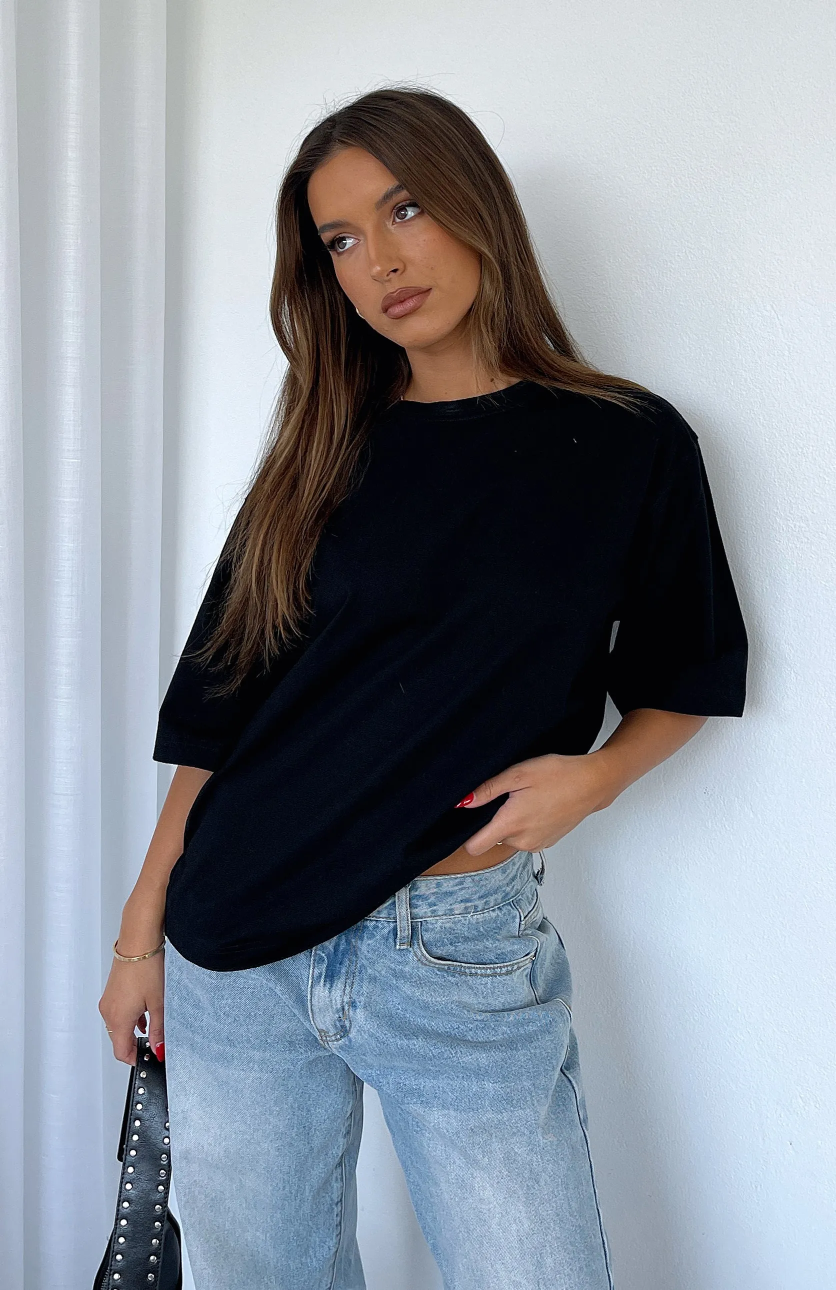 Let It Out Oversized Tee Black