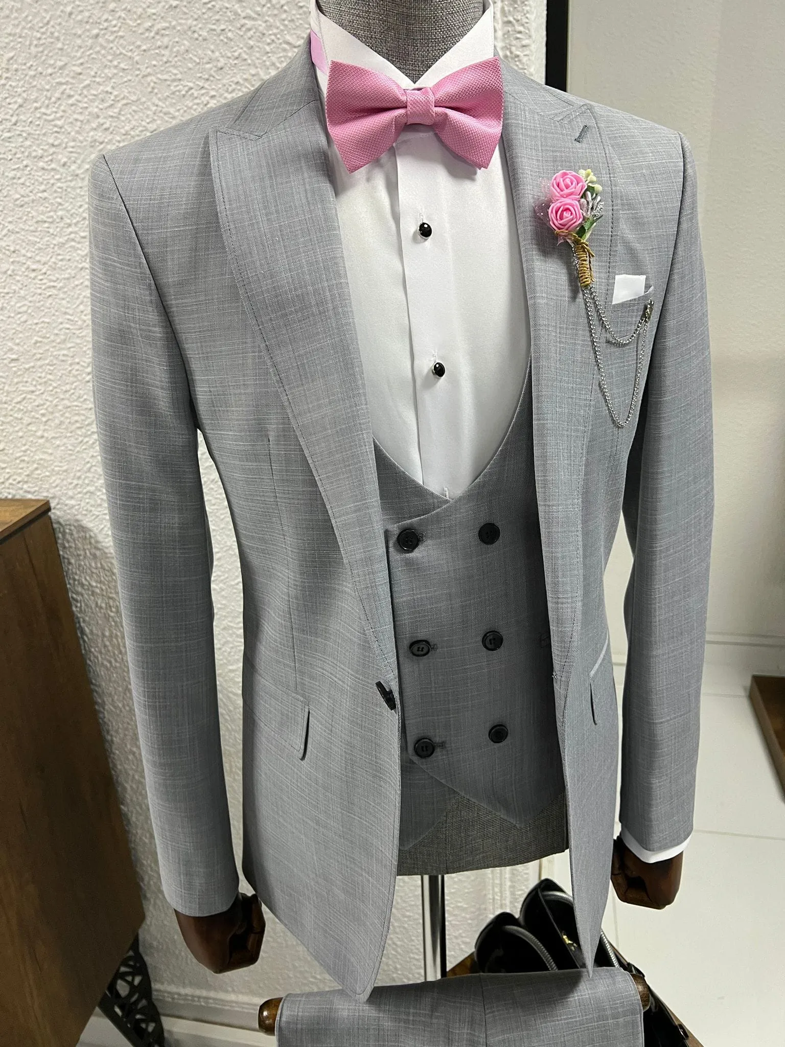 Slim-fit Pointed Collar Gray Tuxedo Vest Suit