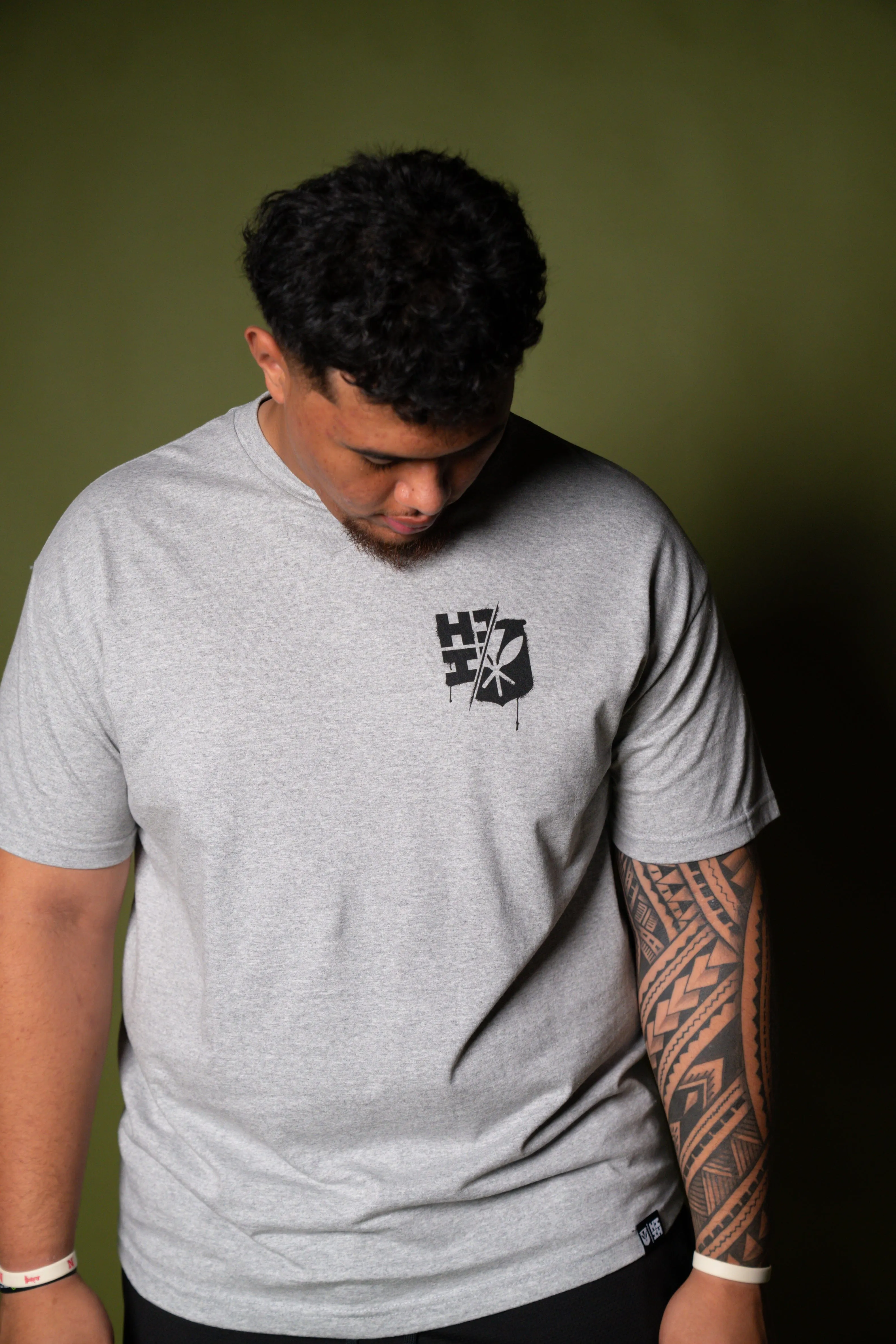 SPRAY SPLIT HEATHER GRAY T-SHIRT (ALL SALES FINAL)