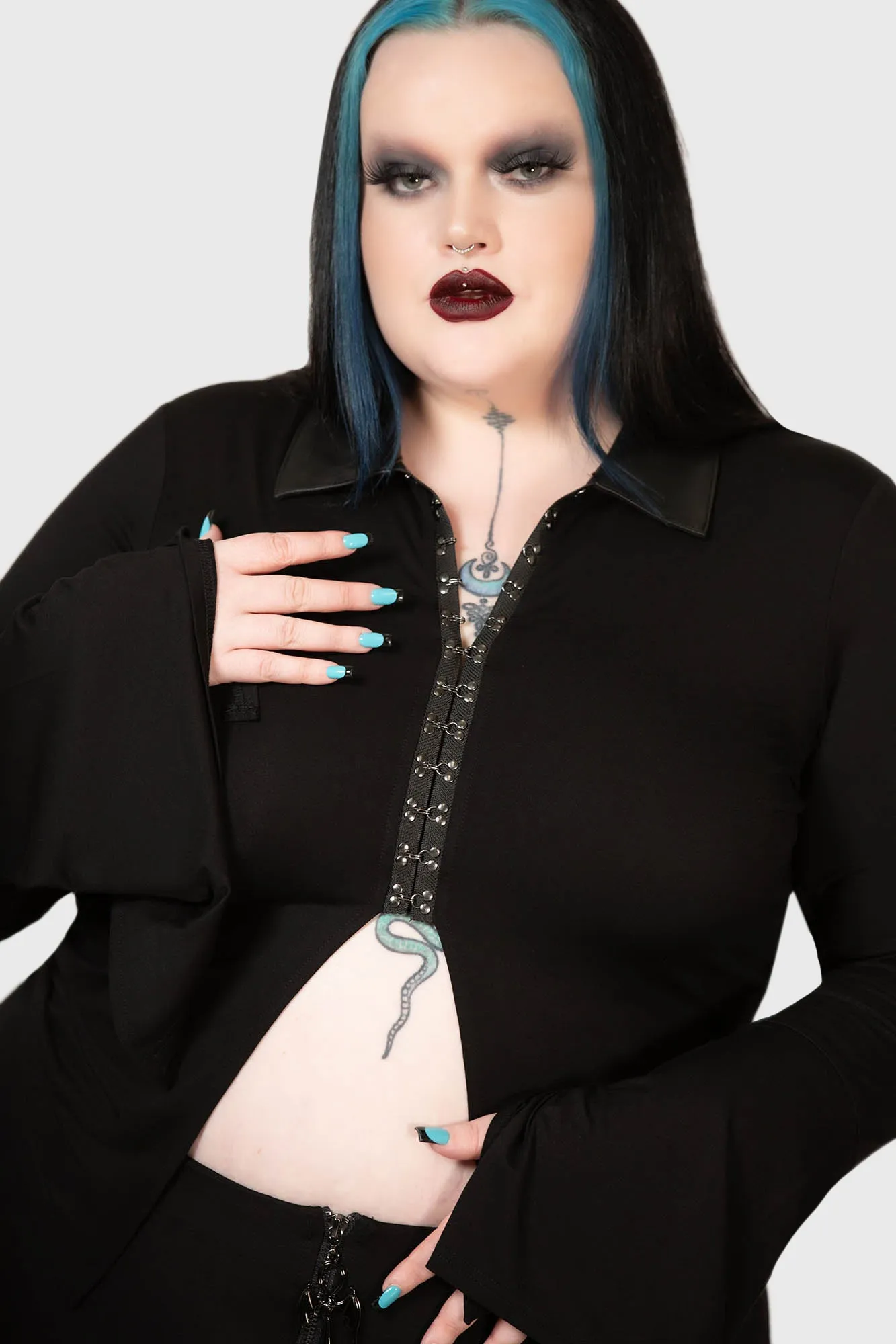 Vamp Fatale Shirt [PLUS]